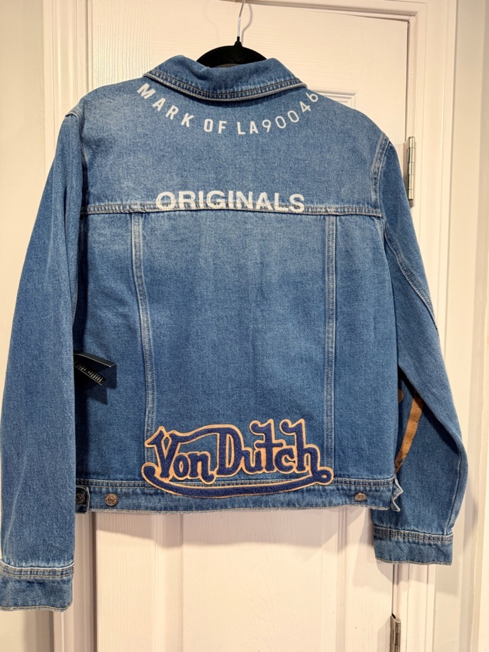 NWT Von Dutch Size L Trucker Y2K Logo Graphic Embroidered Patch Jean Jacket - Picture 12 of 15